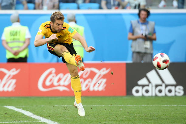 他在门线上 他在门线上